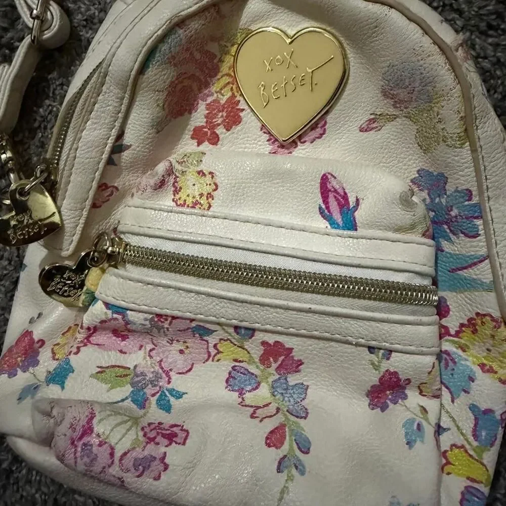 Betsey johnson vintage purse - Picture 2 of 6